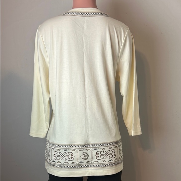 Hastings & Smith Women's Embroidered Top Shirt 3/4 Sleeve Size 1X - Picture 5 of 8